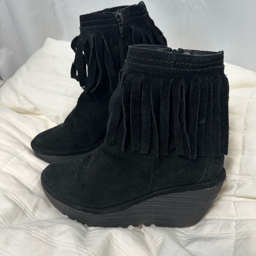 Fly London Suede Wedge Boot Fringe Black Size 38